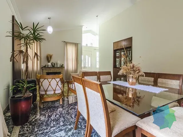 Casa com 800m² 3 quartos e 4 banheiros, à venda, no bairro Terras de Monte Serrat em Salto