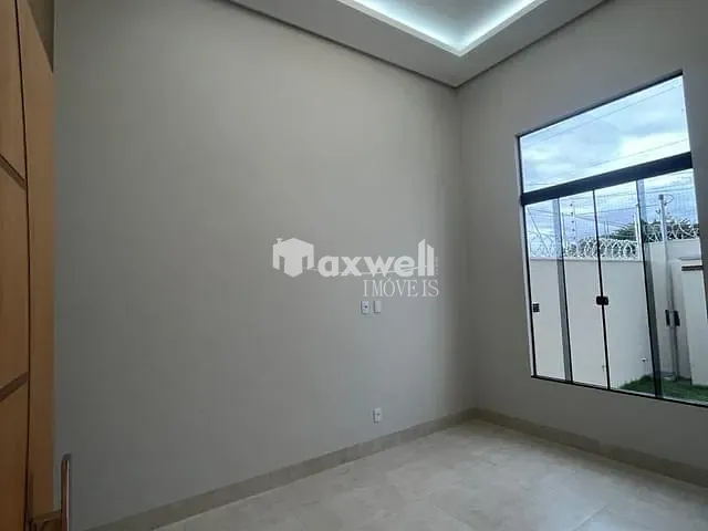 Casa com 180m² 3 quartos e 2 banheiros, à venda, no bairro Residencial Solar Central Park em Aparecida de Goiânia