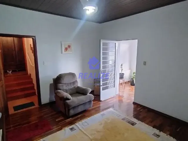 Casa com 660m² 2 quartos e 2 banheiros, à venda, no bairro Vila Boa Vista em Botucatu