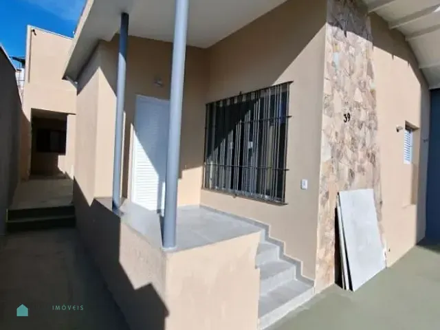 Casa com 250m² 3 quartos e 2 banheiros, para alugar, no bairro Freguesia do Ó em São Paulo