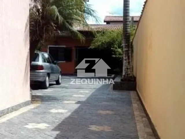 Casa com 490m² 3 quartos e 3 banheiros, à venda, no bairro City Bussocaba em Osasco