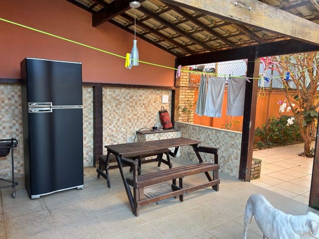 Casa com 150m² 3 quartos e 2 banheiros, à venda, no bairro Lagoa em Macaé