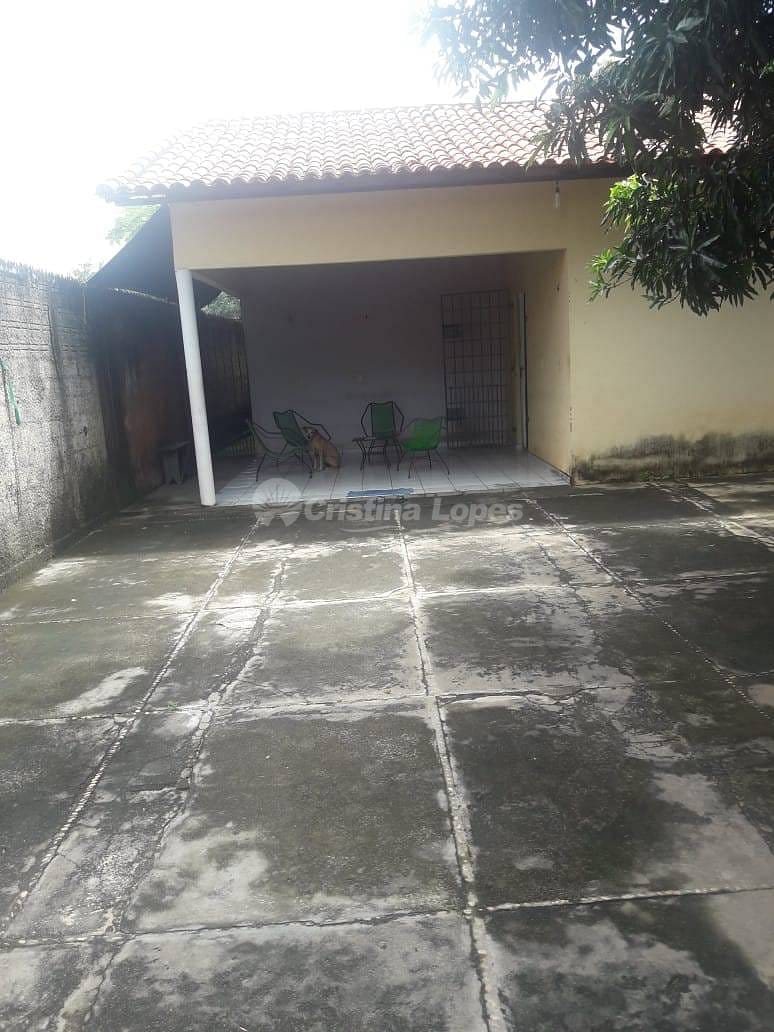 Casa à venda com 2 quartos, 10m² - Foto 1
