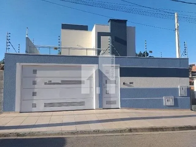 Casa com 344m² 3 quartos e 2 banheiros, à venda, no bairro Jardim Colônia em Jundiaí