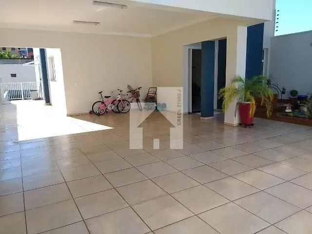 Casa com 344m² 3 quartos e 2 banheiros, à venda, no bairro Jardim Colônia em Jundiaí