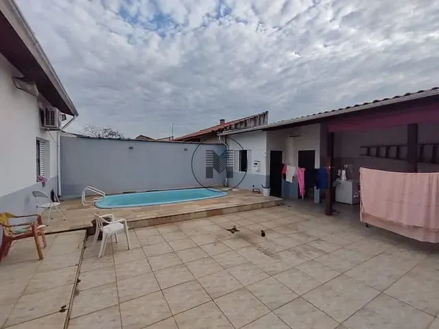Casa com 250m² 3 quartos e 3 banheiros, à venda, no bairro Parque Residencial Beira Rio em Guaratinguetá