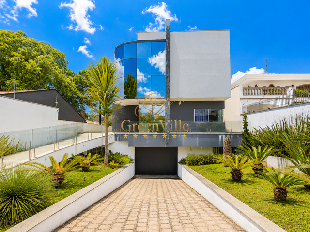 Casa com 870m² 4 quartos e 6 banheiros, à venda, no bairro Jardim Social em Curitiba