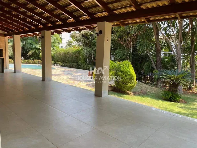 Casa com 1326m² 4 quartos e 5 banheiros, para alugar, no bairro Residencial Aldeia do Vale em Goiânia