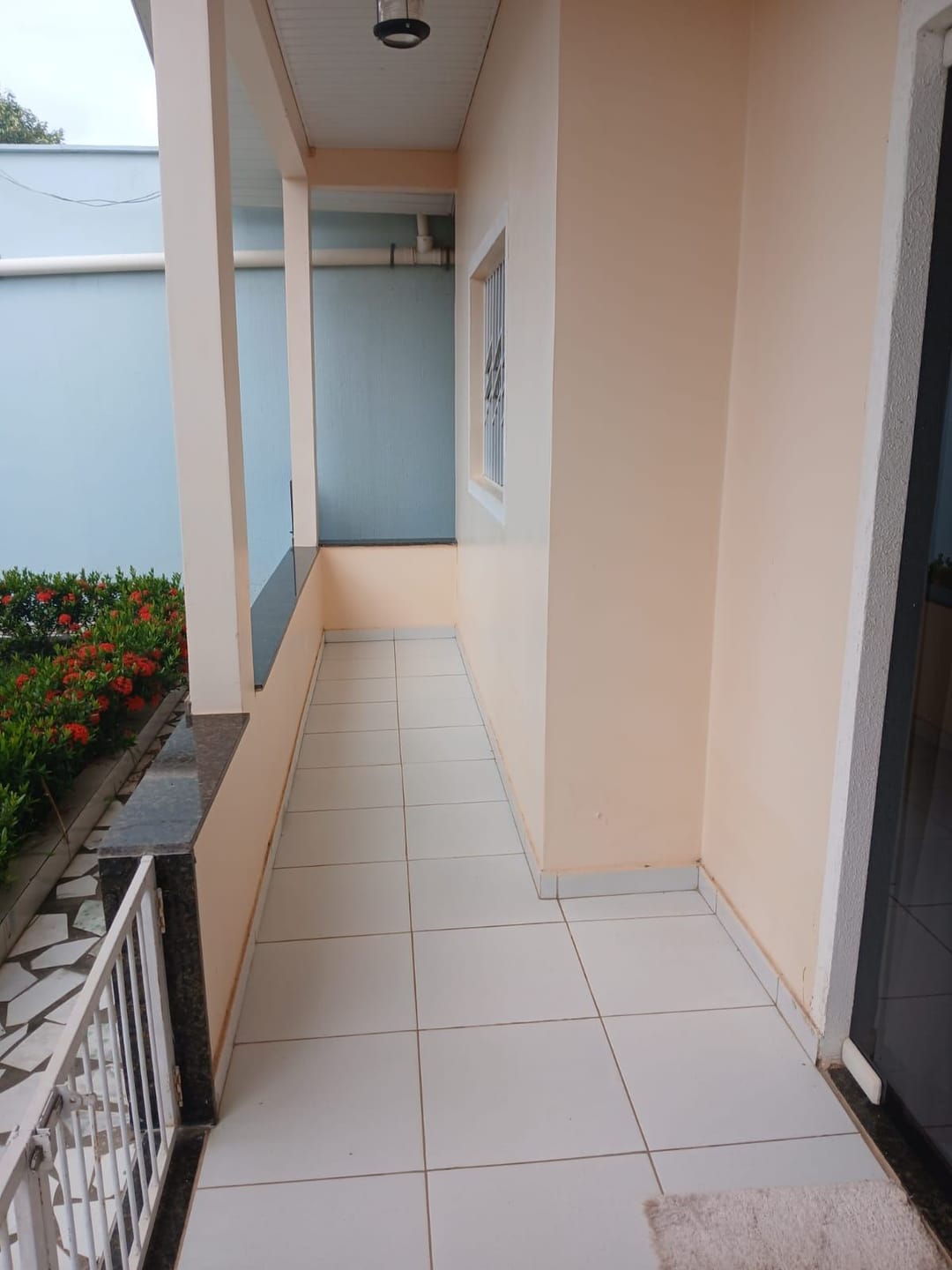 Casa à venda com 3 quartos, 80m² - Foto 3