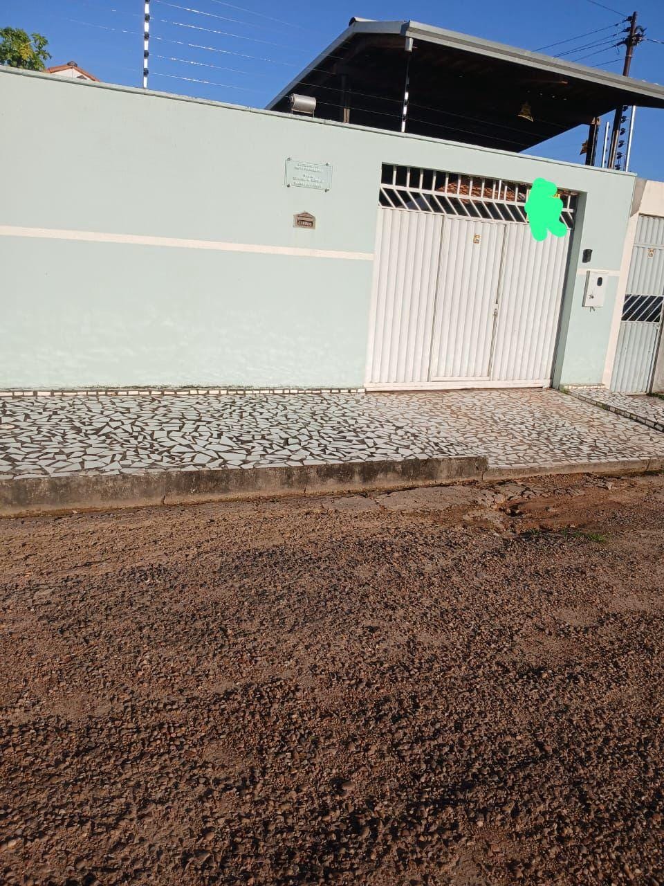 Casa à venda com 3 quartos, 80m² - Foto 1