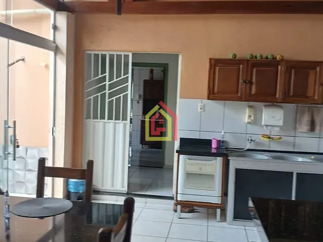 Casa 3 quartos e 2 banheiros, à venda, no bairro Novo Progresso em Marabá