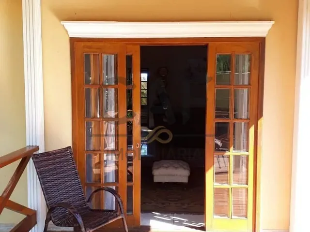 Casa com 545m² 3 quartos e 6 banheiros, à venda, no bairro Condomínio Estância Das Flores em Jaguariúna