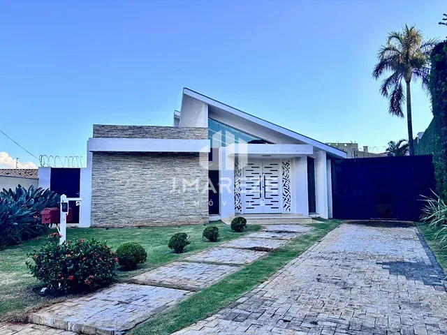 Casa 3 quartos e 4 banheiros, à venda, no bairro Condomínio Portal do Lago em Apucarana
