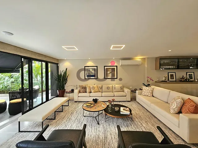 Casa 4 quartos e 6 banheiros, à venda, no bairro Brooklin Paulista em São Paulo