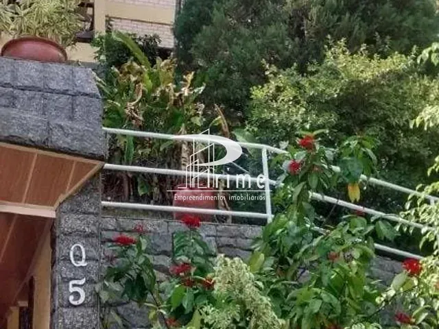 Casa com 758m² 4 quartos e 5 banheiros, à venda, no bairro Itaipu em Niterói