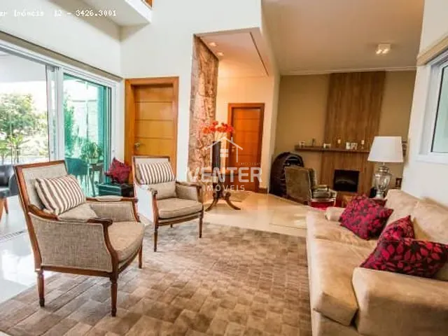 Casa com 600m² 4 quartos e 6 banheiros, à venda, no bairro Loteamento Residencial Campos do Conde II em Tremembé