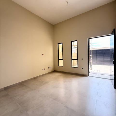 Casa com 1200m² 2 quartos e 2 banheiros, à venda, no bairro Guriri em Cabo Frio