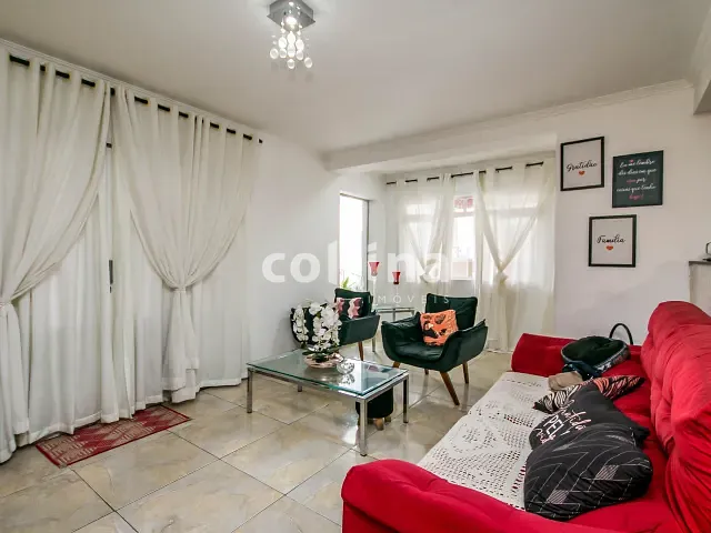 Casa 4 quartos e 2 banheiros, à venda, no bairro Vila Marcondes em Carapicuíba