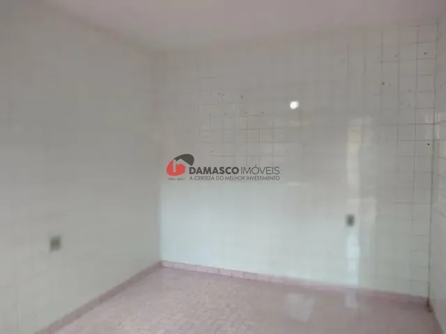 Casa com 400m² 2 quartos e 1 banheiro, à venda, no bairro Santa Maria em São Caetano do Sul