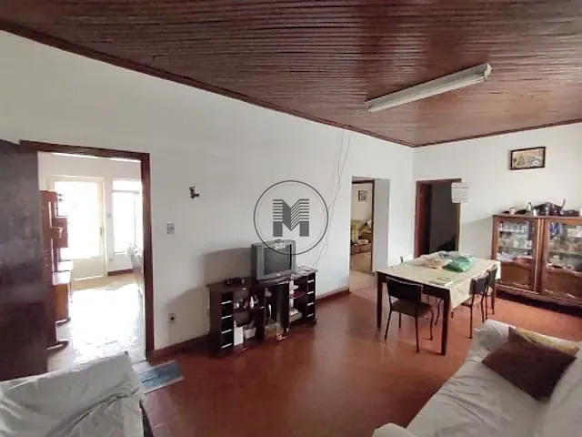 Casa com 1100m² 4 quartos e 2 banheiros, à venda, no bairro Centro em Roseira