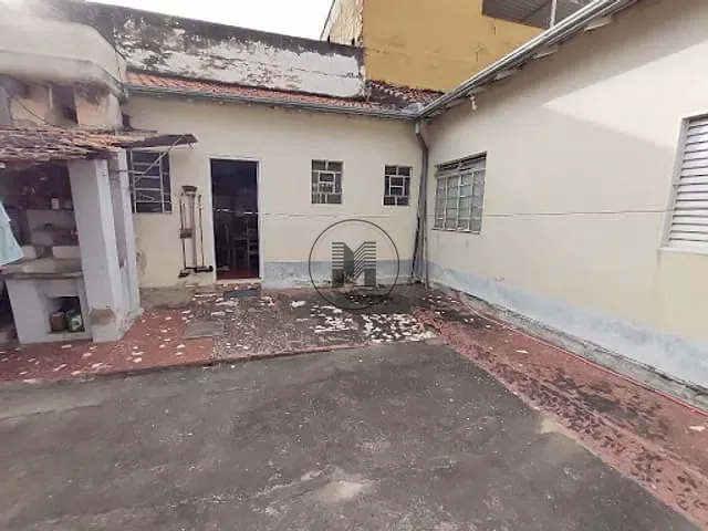 Casa com 1100m² 4 quartos e 2 banheiros, à venda, no bairro Centro em Roseira