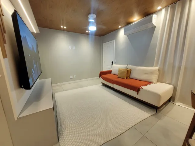 Casa com 104m² 3 quartos e 4 banheiros, à venda, no bairro Vila Valqueire em Rio de Janeiro