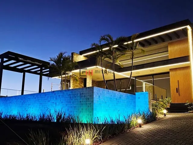 Casa com 1500m² 3 quartos e 5 banheiros, para alugar, no bairro . em Sertanópolis