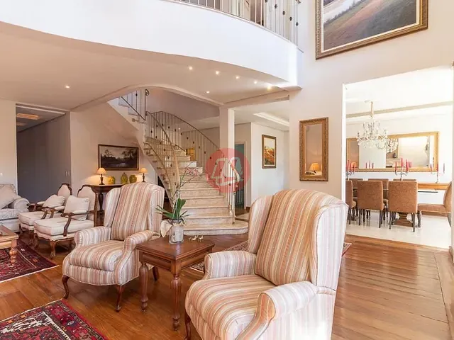 Casa com 728m² 4 quartos e 5 banheiros, à venda, no bairro Vila Jardim em Porto Alegre