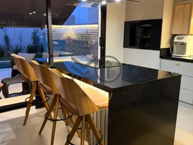 Casa com 317m² 3 quartos e 5 banheiros, à venda, no bairro Condomínio Belvedere em Cuiabá