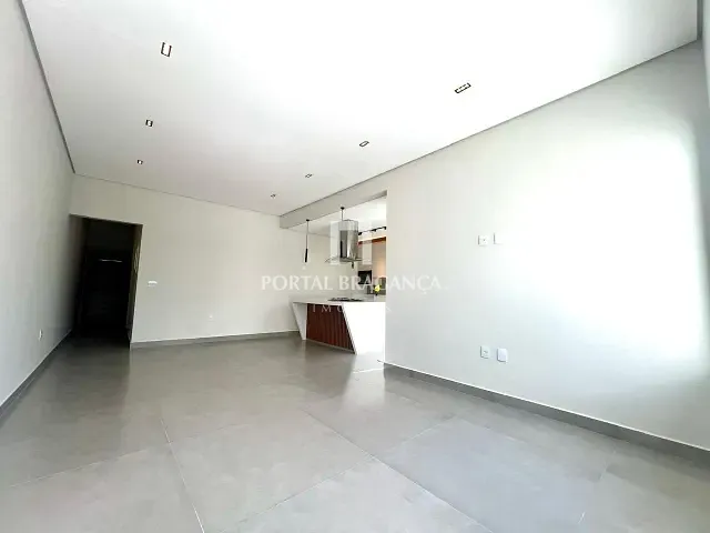 Casa com 146m² 3 quartos e 3 banheiros, à venda, no bairro Residencial Villa Verde Bragança em Bragança Paulista
