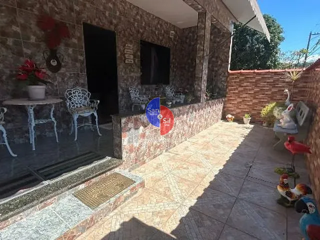 Casa 5 quartos e 3 banheiros, à venda, no bairro Praia do Anil (Guia de Pacobaíba) em Magé