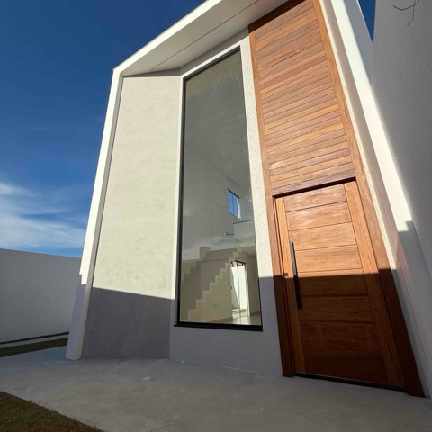 Casa com 160m² 2 quartos e 2 banheiros, à venda, no bairro Guriri em Cabo Frio
