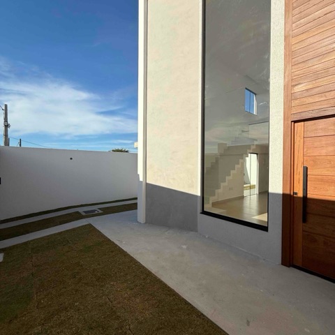 Casa com 160m² 2 quartos e 2 banheiros, à venda, no bairro Guriri em Cabo Frio
