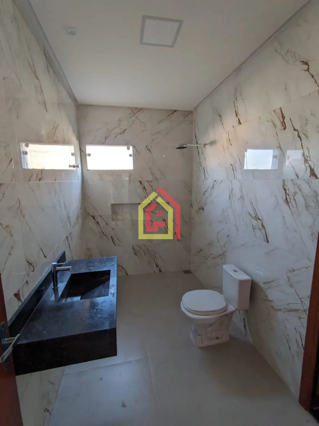 Casa à venda com 3 quartos, 1 suíte, 2 vagas e 185m² no Nova Marabá, Marabá (PA) — foto 10 de 13