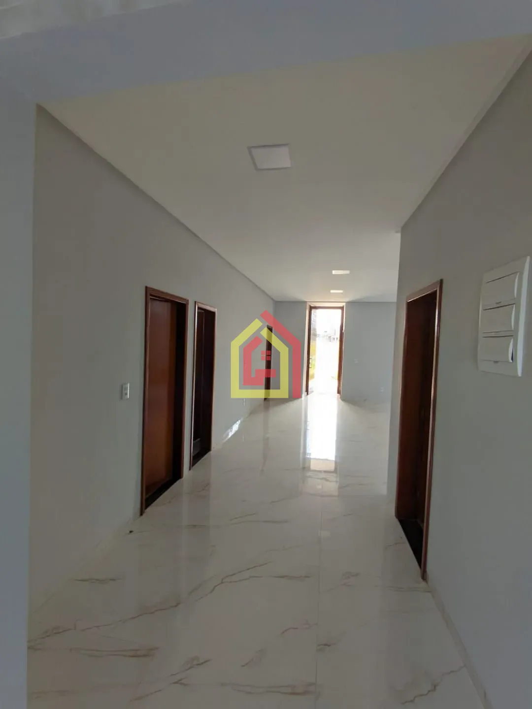 Casa à venda com 3 quartos, 1 suíte, 2 vagas e 185m² no Nova Marabá, Marabá (PA) — foto 5 de 13