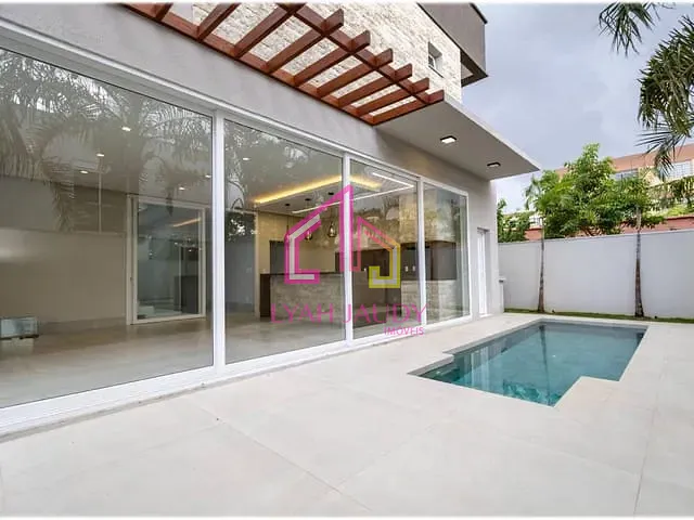 Sobrado com 373m² 3 quartos e 4 banheiros, à venda, no bairro Jardim Itália em Cuiabá