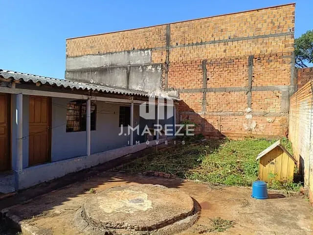 Casa 2 quartos e 1 banheiro, para alugar, no bairro Jardim América em Apucarana