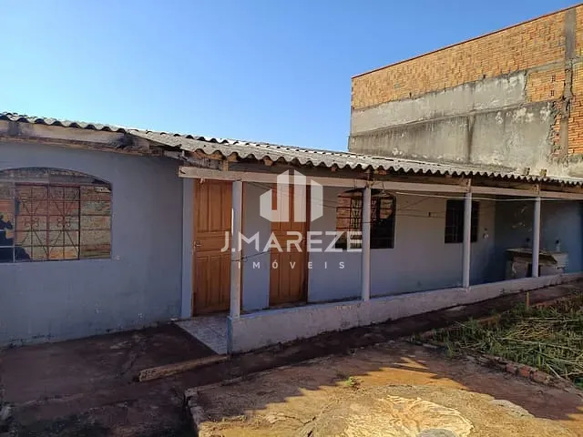 Casa 2 quartos e 1 banheiro, para alugar, no bairro Jardim América em Apucarana