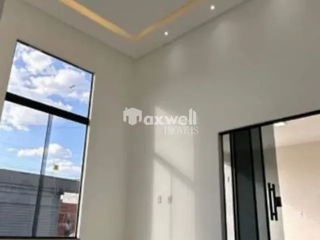 Casa com 268m² 3 quartos e 2 banheiros, à venda, no bairro Vila Oliveira em Aparecida de Goiânia