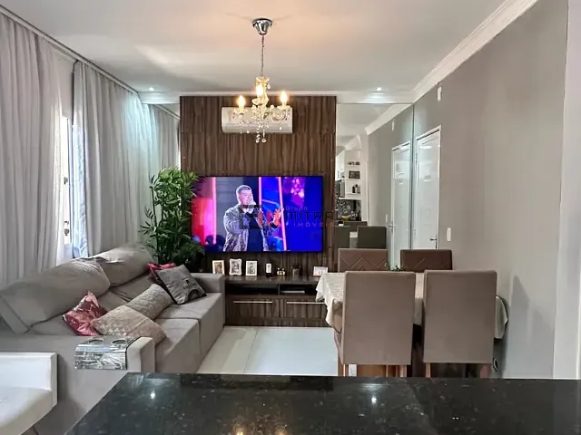 Casa 2 quartos e 1 banheiro, à venda, no bairro Heimtal em Londrina