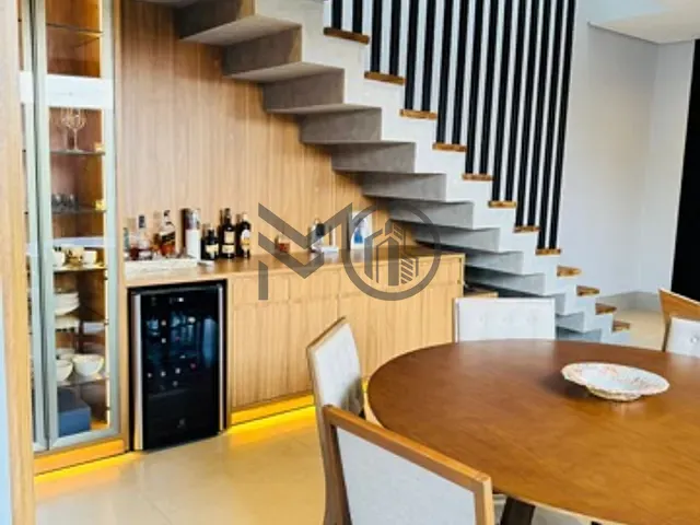 Casa com 200m² 4 quartos e 5 banheiros, à venda, no bairro Centro Político Administrativo em Cuiabá