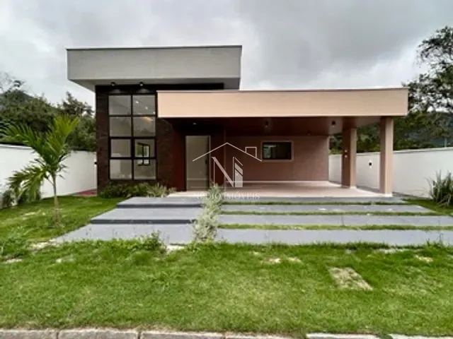 Casa com 380m² 3 quartos e 2 banheiros, à venda, no bairro Ubatiba em Maricá