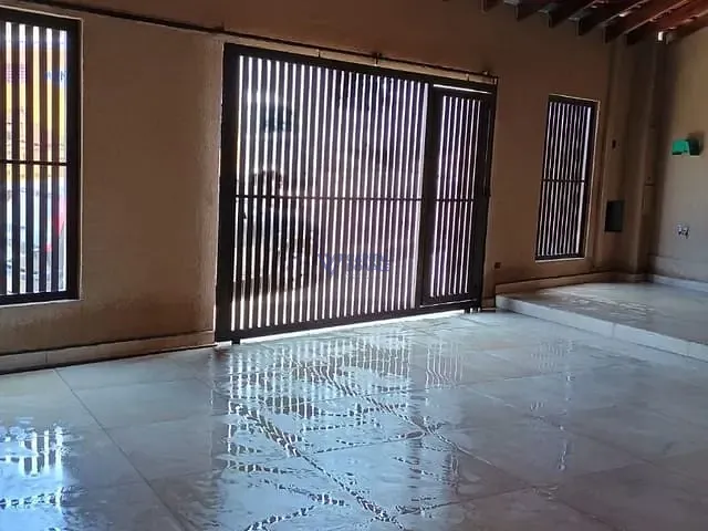 Casa com 220m² 2 quartos e 1 banheiro, à venda, no bairro Jardim Santa Júlia em São José dos Campos