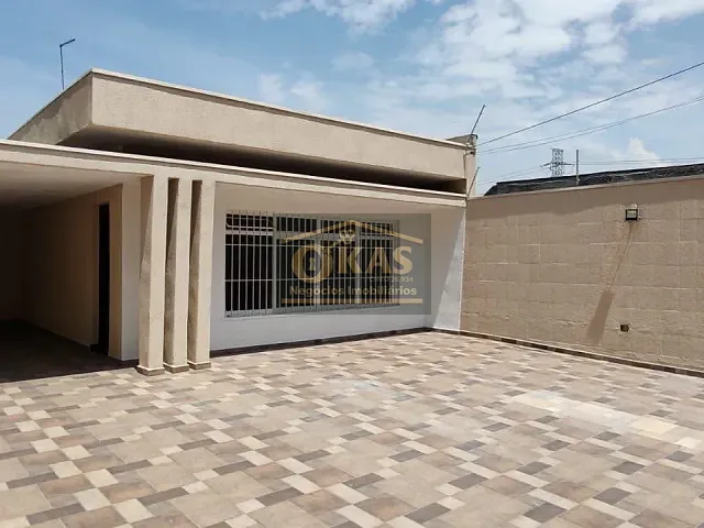 Casa com 500m² 5 quartos e 3 banheiros, à venda, no bairro Parque Suzano em Suzano