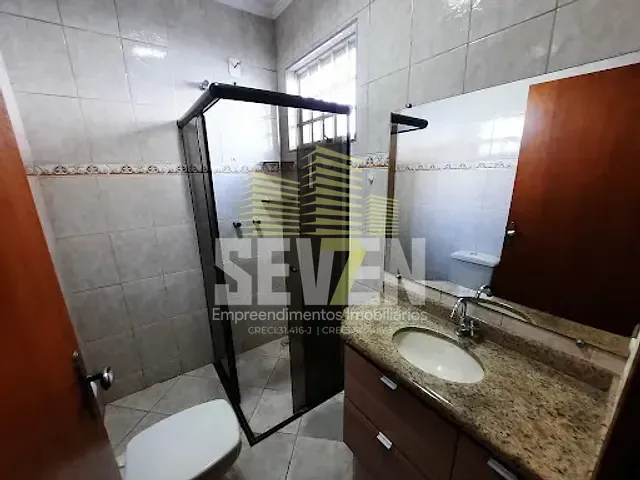 Casa com 200m² 2 quartos e 4 banheiros, à venda, no bairro Núcleo Residencial Presidente Geisel em Bauru