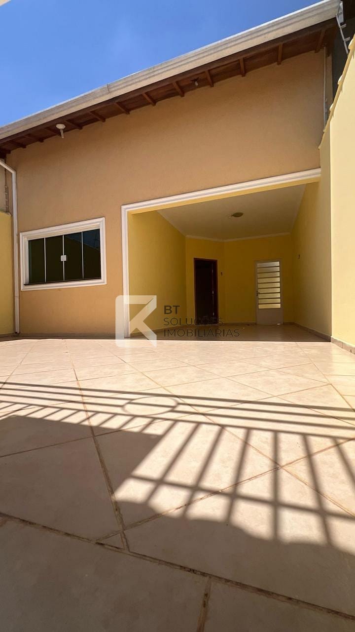 Casa à venda com 3 quartos, 122m² - Foto 2