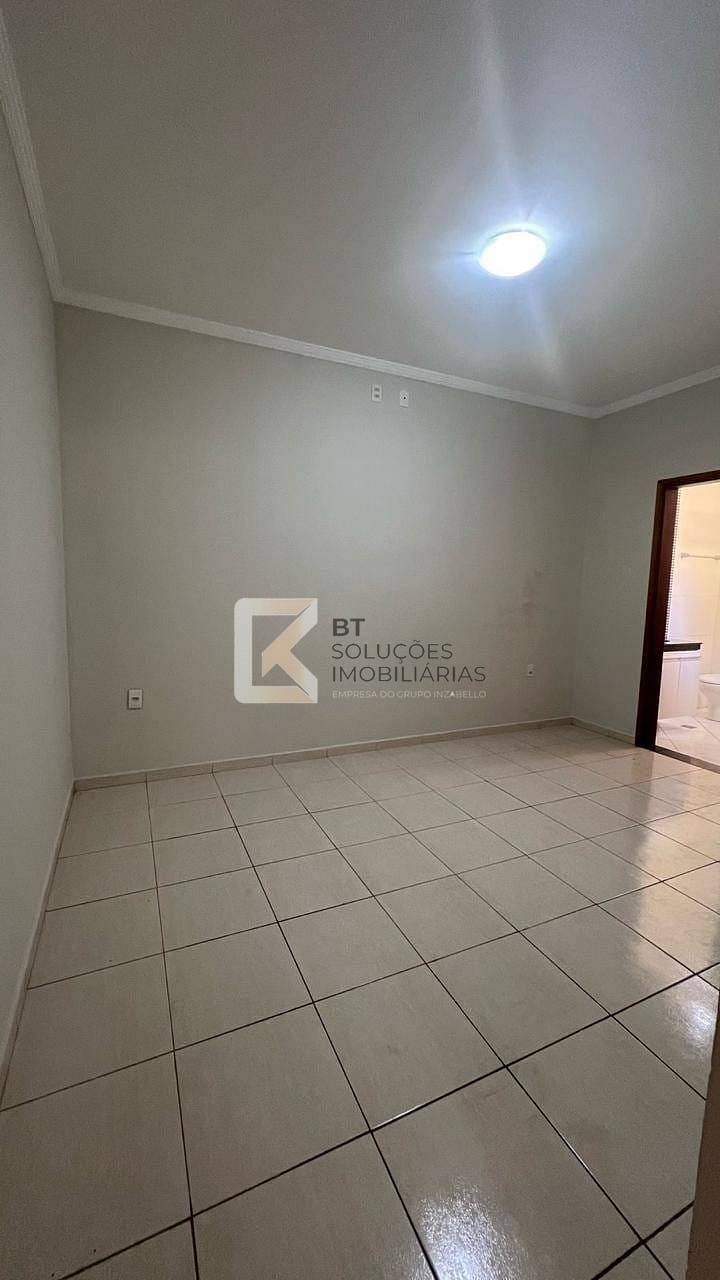 Casa à venda com 3 quartos, 122m² - Foto 9