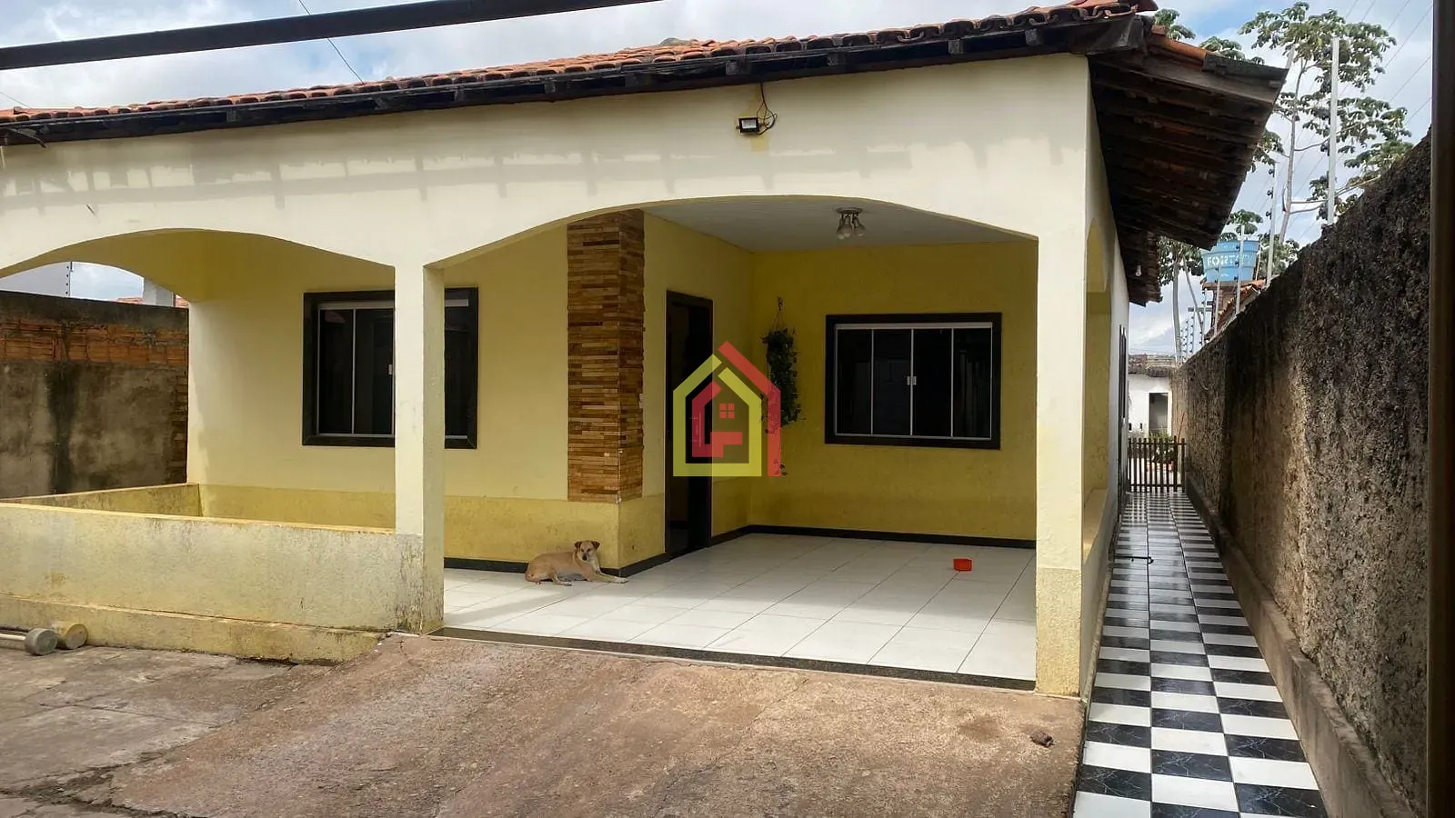 Casa à venda com 3 quartos, 1 suíte, 4 vagas e 120m² no Nova Marabá, Marabá (PA) — foto 3 de 10