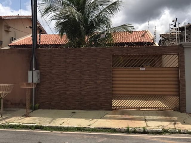Casa com 180m² 2 quartos e 1 banheiro, à venda, no bairro Jardim Imperador em Várzea Grande