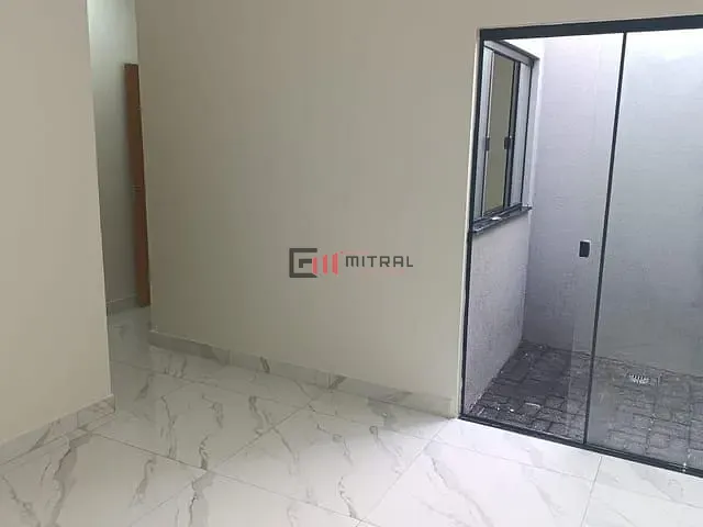 Casa 3 quartos e 2 banheiros, à venda, no bairro Ideal em Londrina